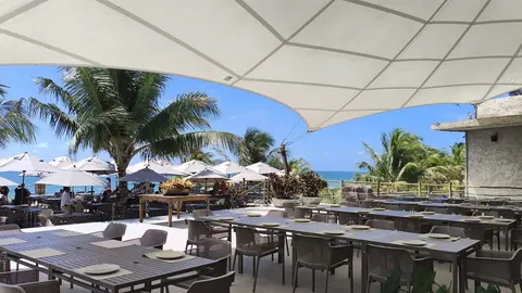 Beach Club Lontra