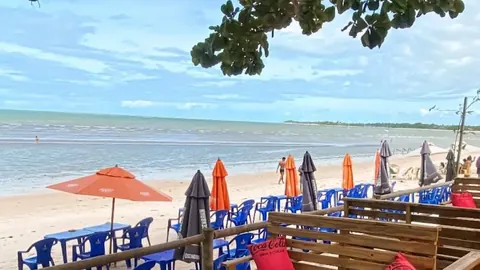 Cabana Bahia Beach - Restaurante e Bar com música ao vivo
