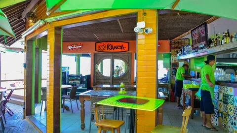 Kanoa Beach Bar