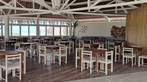 Vivari Beach Club