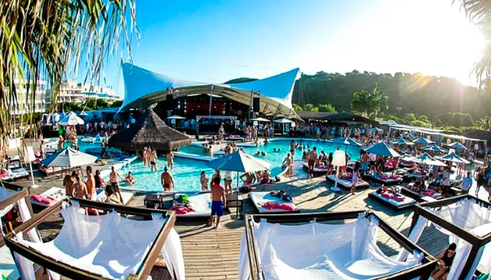 As 9 melhores baladas e beach clubs de Jurerê Internacional