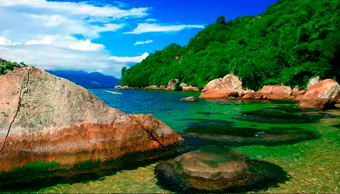 Ilha bela: os melhores passeios para você fazer neste paraíso
