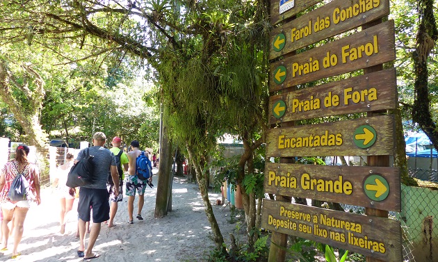 Placa guia de turistas - Ilha do Mel