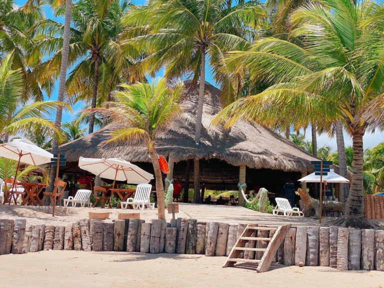 corais beach club