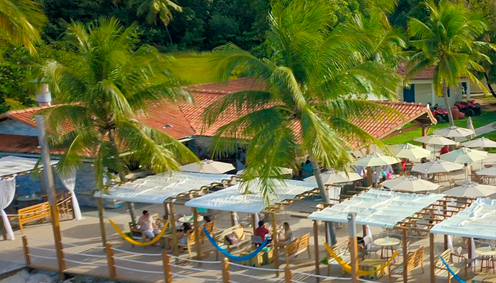 catamaran praia beach club